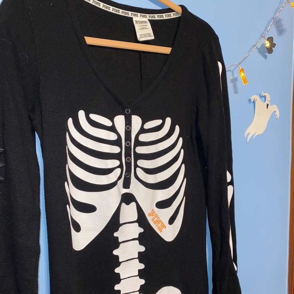 Skeleton PINK onesie 🦇